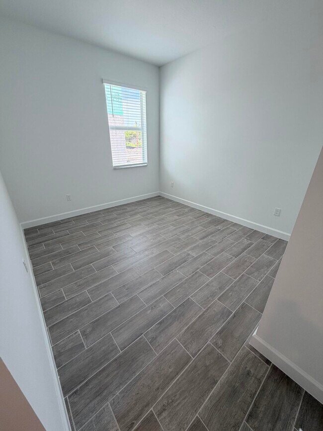 Building Photo - 2955 Spanish Cedar Pl
