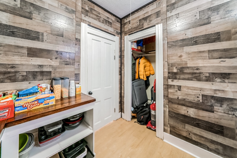 Building Photo - 2051 W 45th St