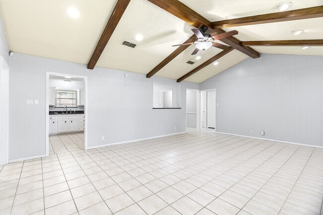 Building Photo - 2405 Emerson Ct