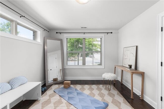 Building Photo - 301 Marlowe Aly