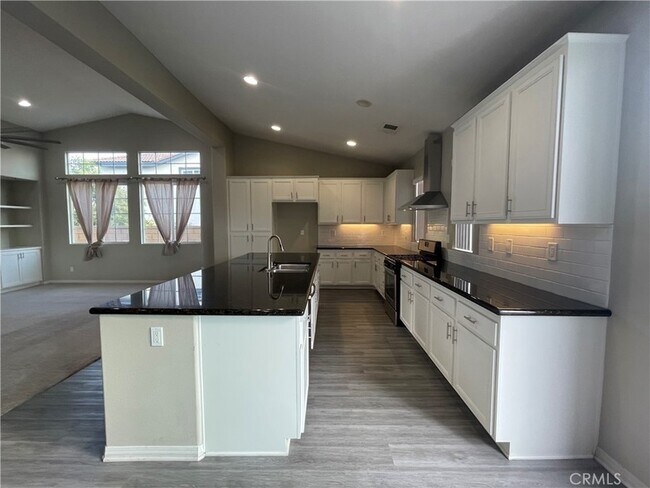 Building Photo - 34791 Heritage Oaks Ct