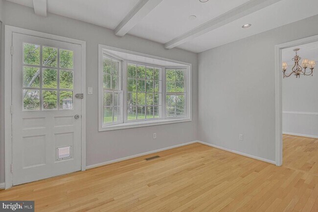 Building Photo - 11733 Ambleside Dr