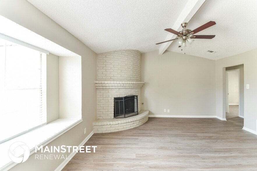 Building Photo - 6507 Ridge Cir Dr