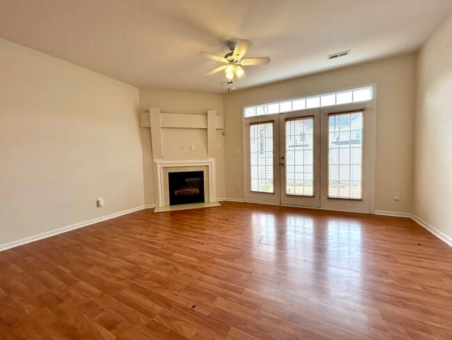 Building Photo - 14742 Lions Pride Ct