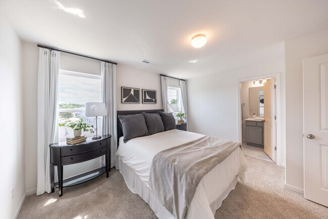 Building Photo - 3 Bedroom Townhome off Poplar Tend Rd - New Construction Towns at Cliffwood