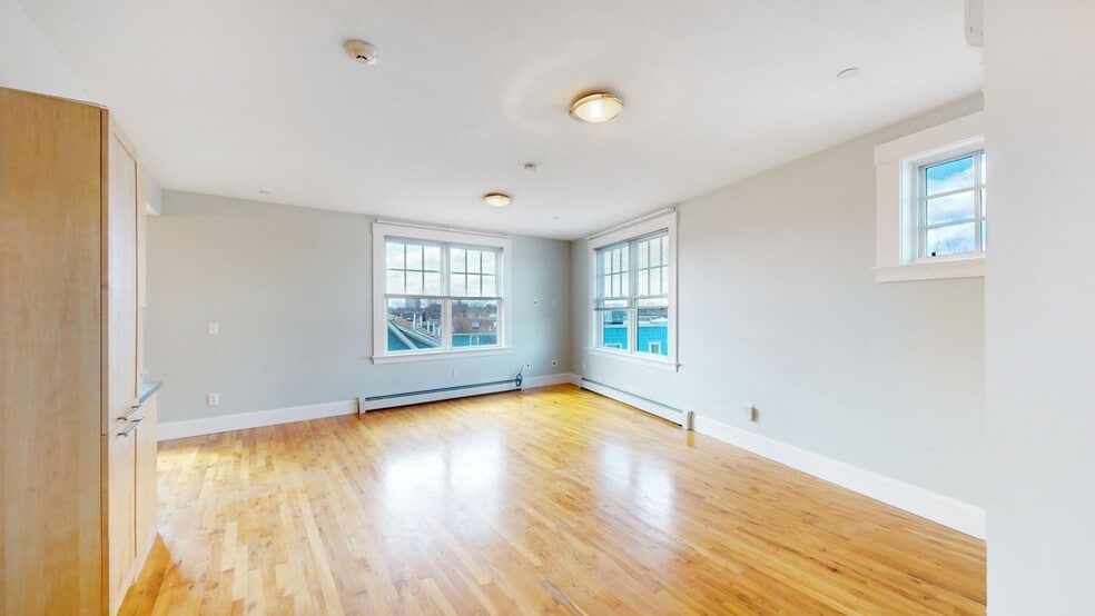 Building Photo - 432 Norfolk St