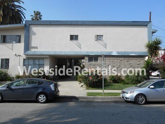 Building Photo - 12015 Lamanda St