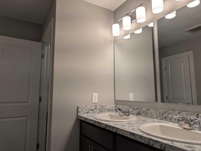 Building Photo - 1524 Raley Wy