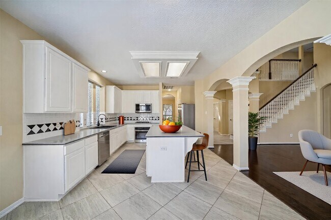 Building Photo - 3710 N Autrey Ct