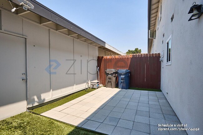 Building Photo - 19858 Leighton Ln