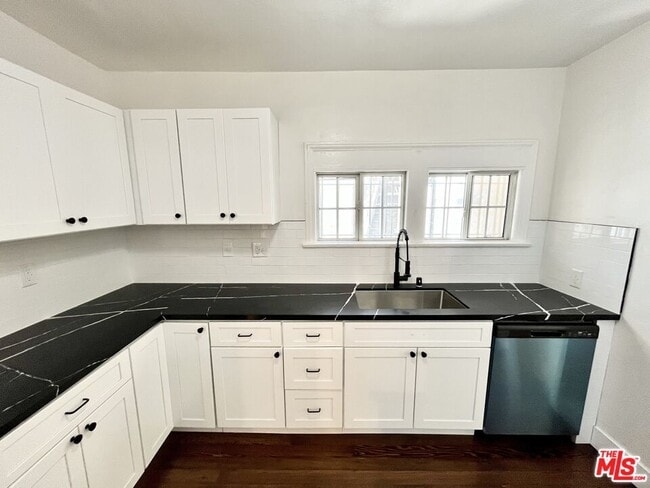 Building Photo - 1268 S Highland Ave