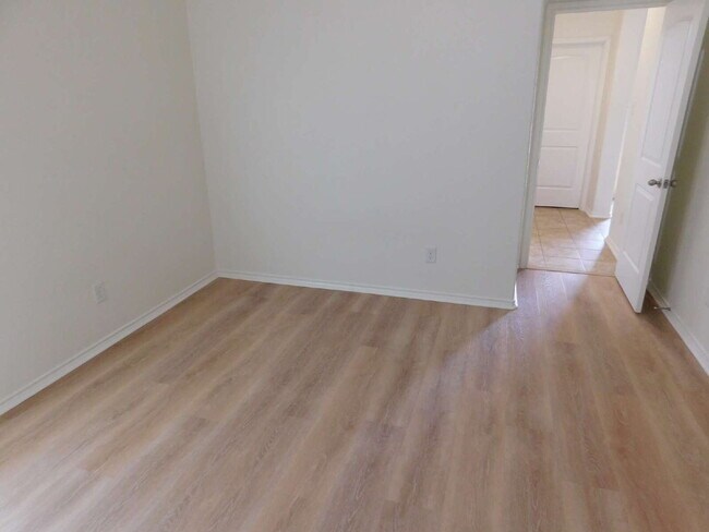 Building Photo - 20719 Cape Coral