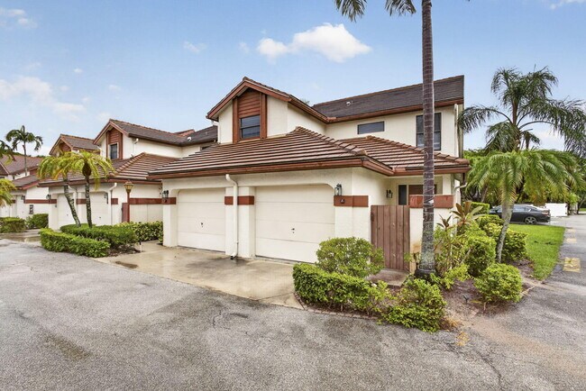 Building Photo - 12708 Shoreline Dr