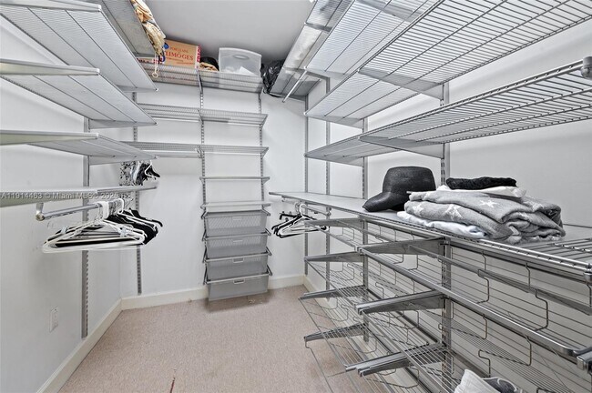 Building Photo - 10205 Collins Ave