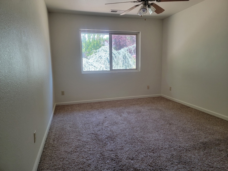 Building Photo - 1550 Sterling Dr