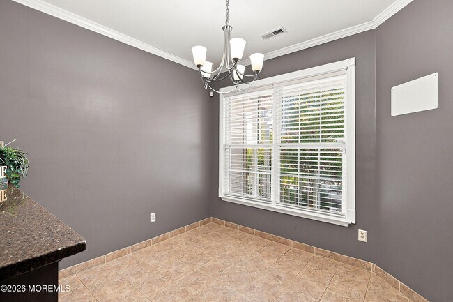 Building Photo - 90 Banyan Blvd