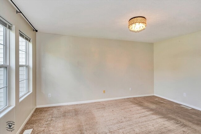 Building Photo - 608 Huntington Ct