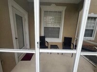 Building Photo - 8101 Coconut Pl