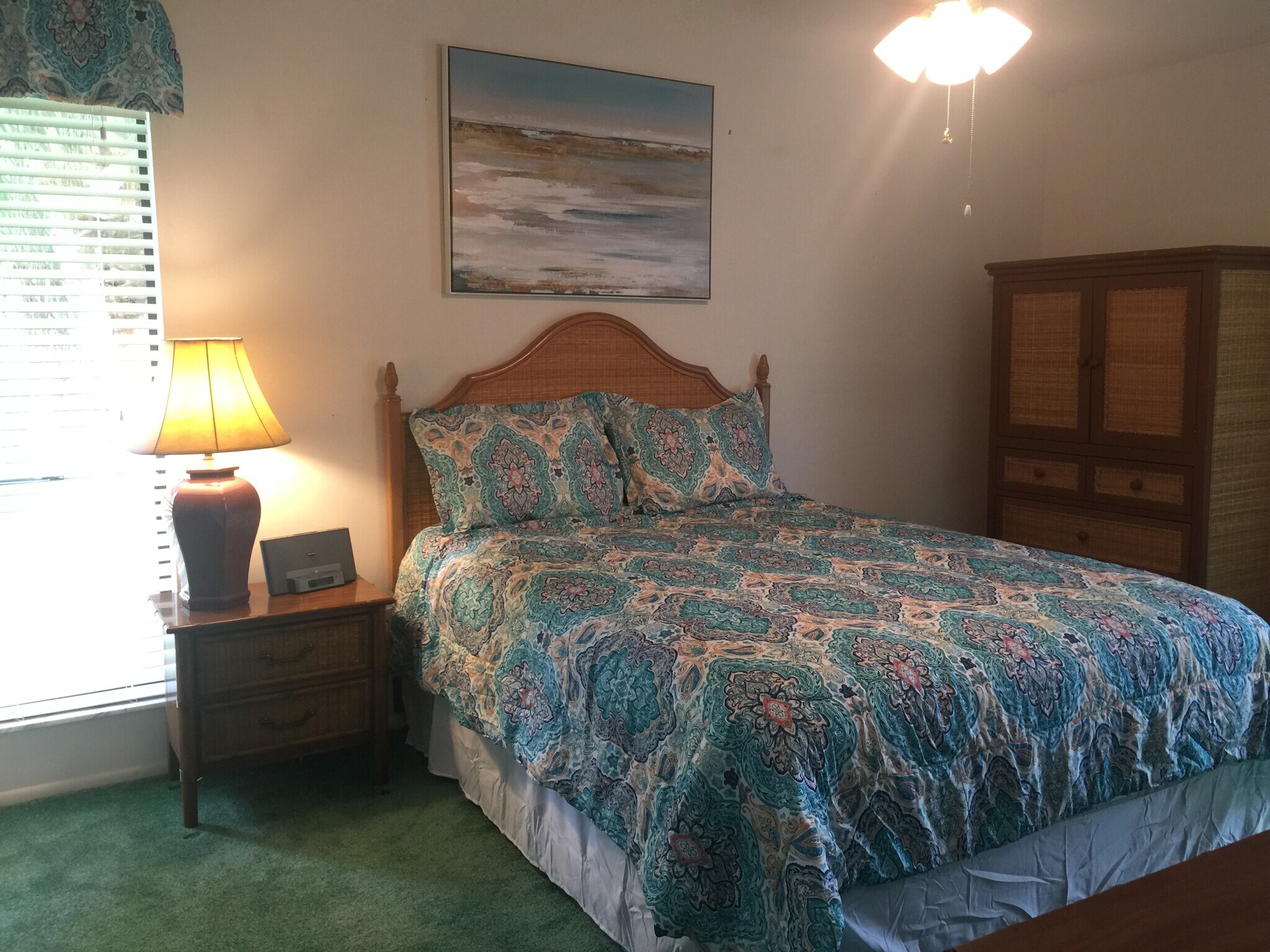 Bedroom 2 with full bath - 4438 Middlebrook Rd