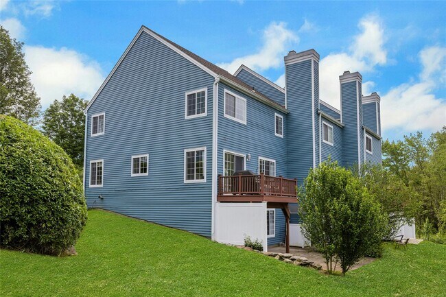 Building Photo - 804 Ashford Cir