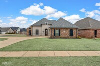 Building Photo - 201 Roanoke Cir