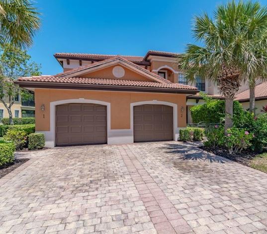 Private Garage - 1315 Corso Palermo Ct