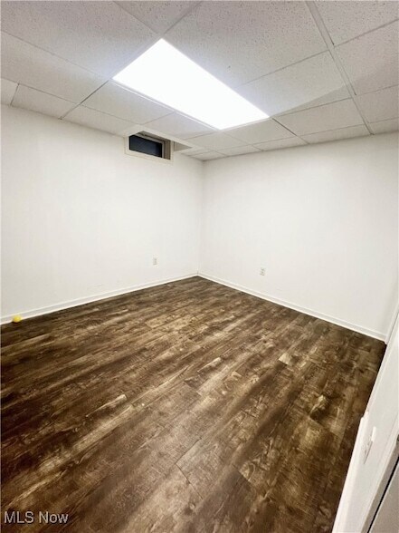 Building Photo - 654 Brookwood Ct