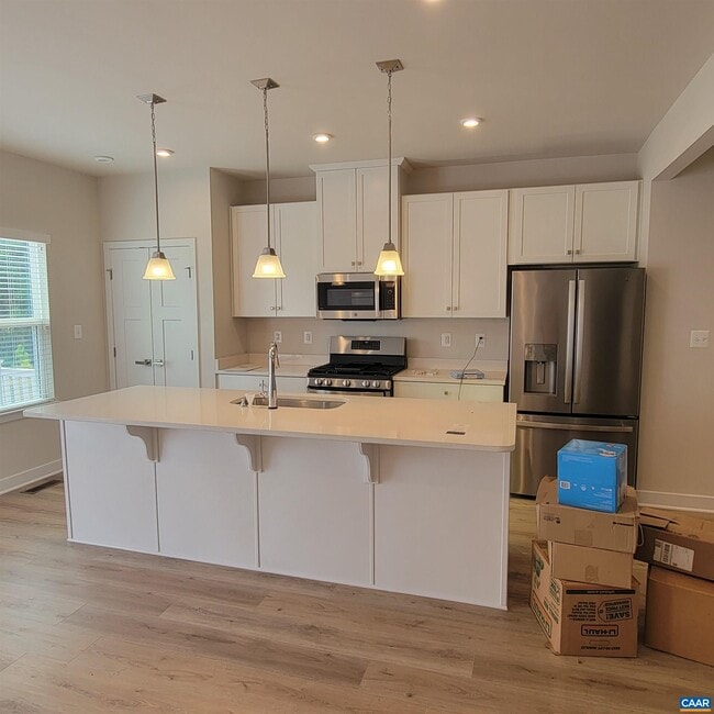 Building Photo - 2016 Landon Ln