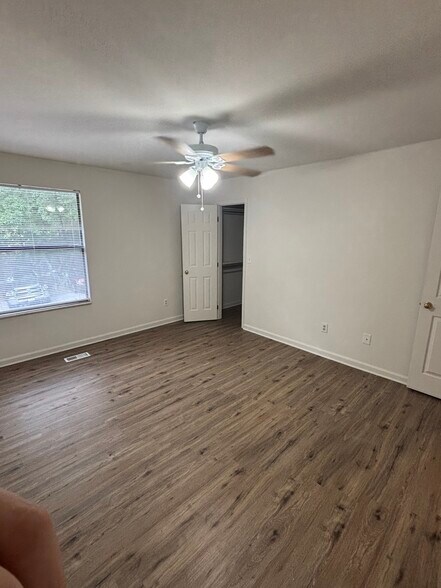 Second bedroom - 11425 Alanridge Ln