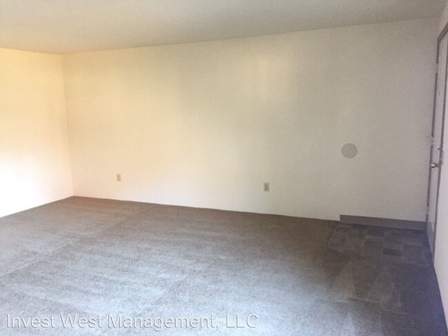 Building Photo - 1811 Kingsley Rd