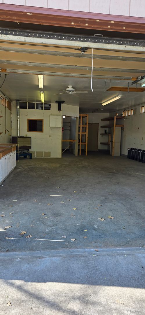 Building Photo - All utilities included 3-bedroom, 2-bathroom home in the Redlands