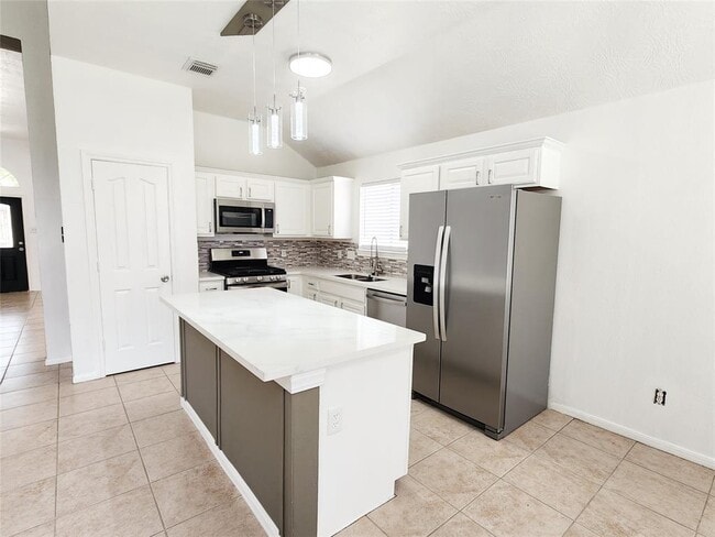 Building Photo - 2810 Autumn Springs Ln