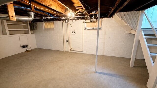 Building Photo - EAST SIDE FULLY RENOVATED 2 BEDROOM BUNGALOW AVAILABLE NOW!