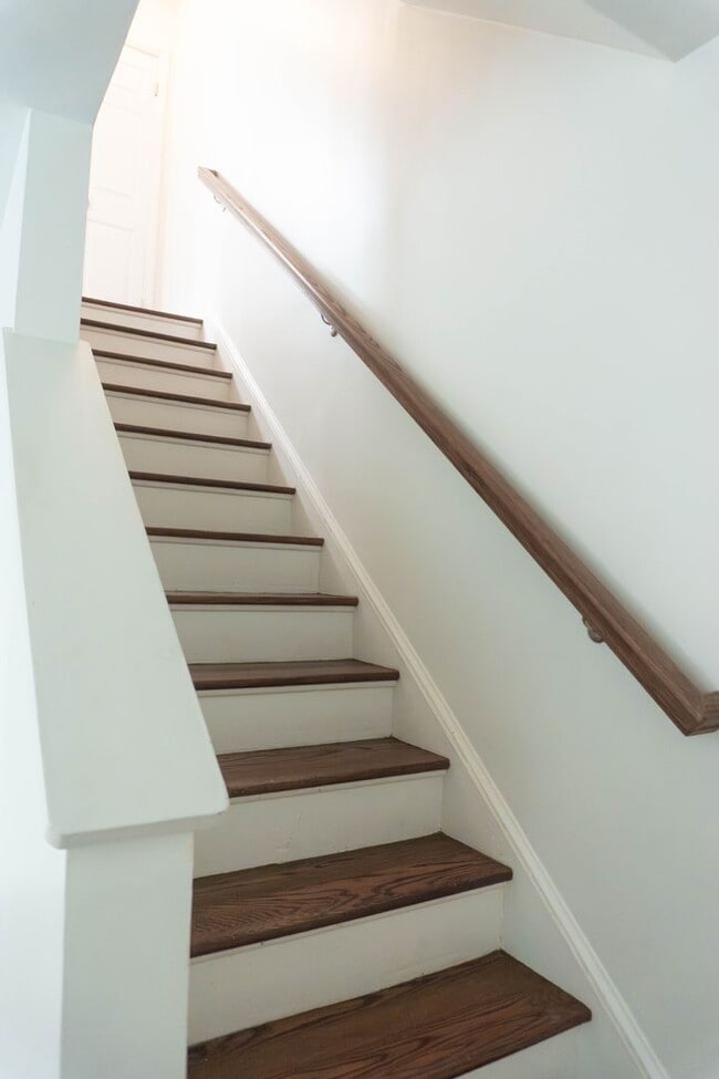 Building Photo - Charming 2BR Home in Lily Ponds NE DC – Ac...