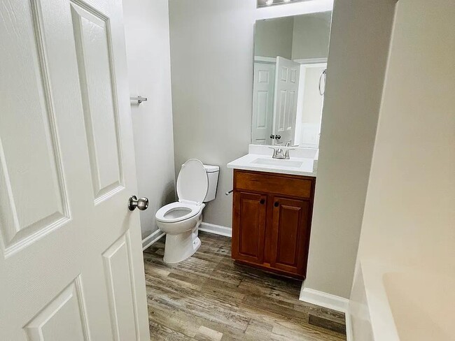 Building Photo - 411 Plank Bridge Way