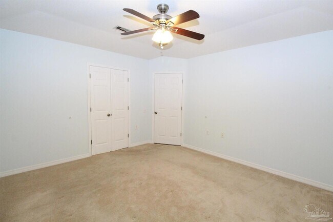 Building Photo - 1128 Sweetbriar St