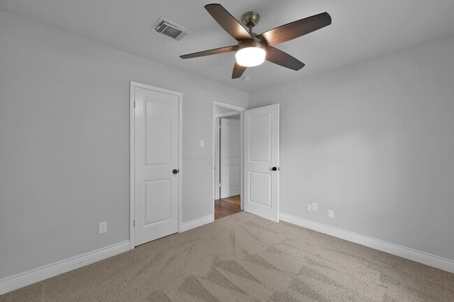 Building Photo - 2806 Triway Ln