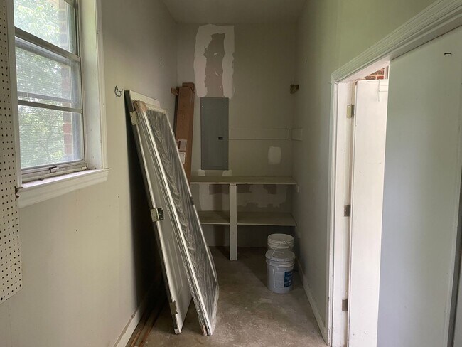 Building Photo - 3785 Pop Stone Cir