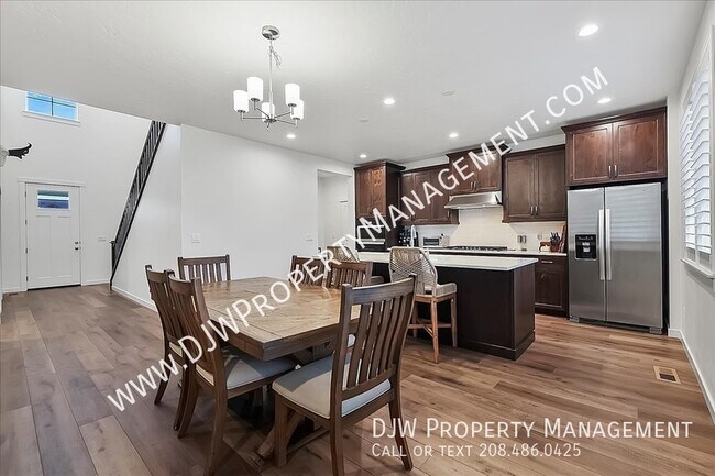 Building Photo - 14588 Cooper Sunrise Dr