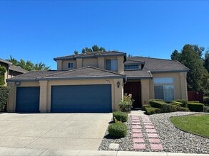 Building Photo - Fully Furnished Single-Family Home in San ...