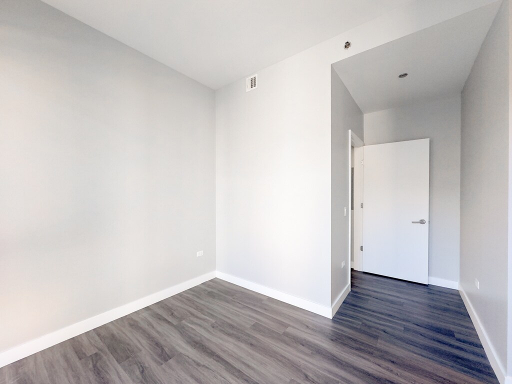 Building Photo - 4334 N Hazel St