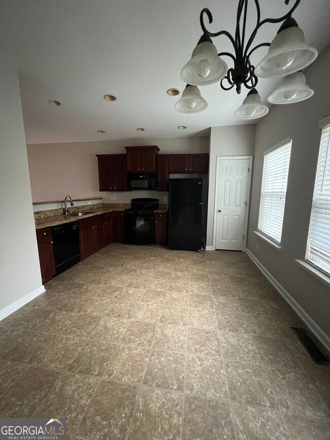 Building Photo - 3600 Utoy Dr SW