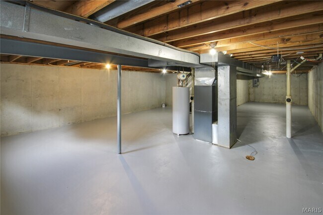 Building Photo - 1392 Justerini Dr