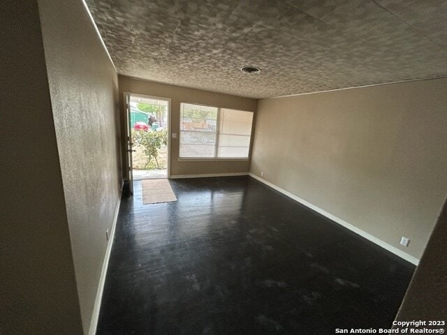 Building Photo - 167 Ave Del Rey