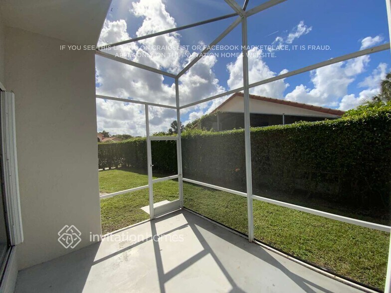 Building Photo - 12363 Pleasant Green Way