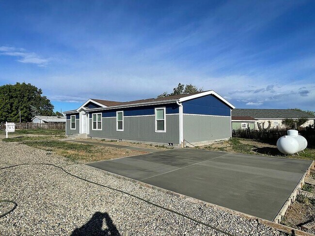 Building Photo - 619 Jessica Ln
