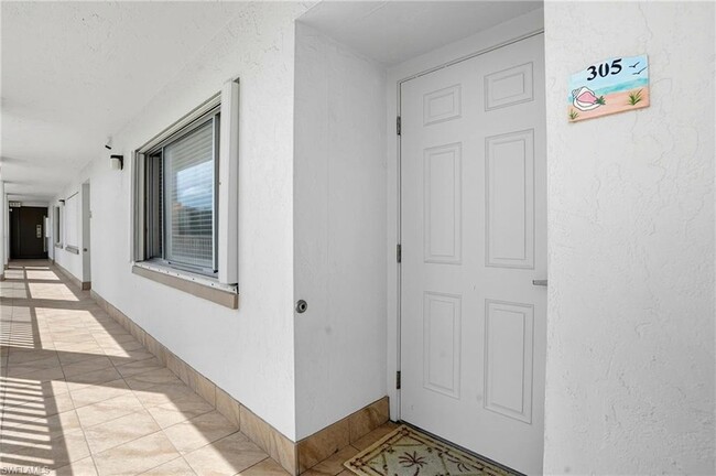 Building Photo - 25900 Hickory Blvd