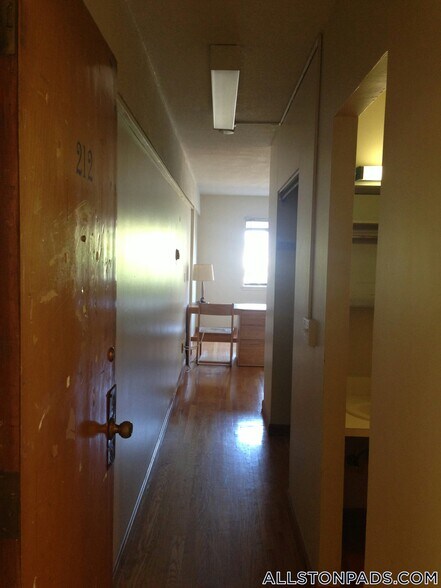 Building Photo - 1110 Commonwealth Ave