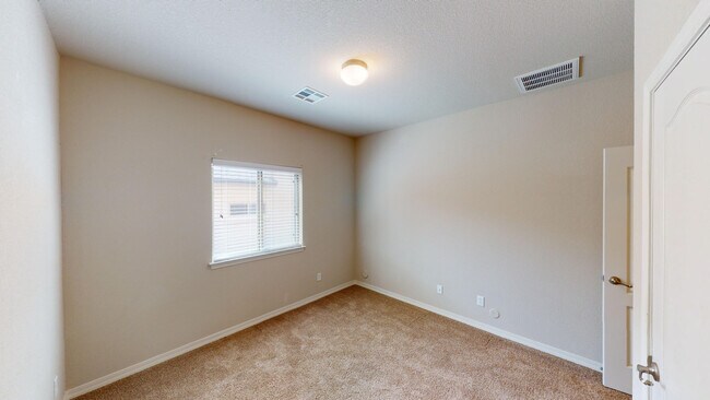 Building Photo - 7805 Enchanted Cir Dr