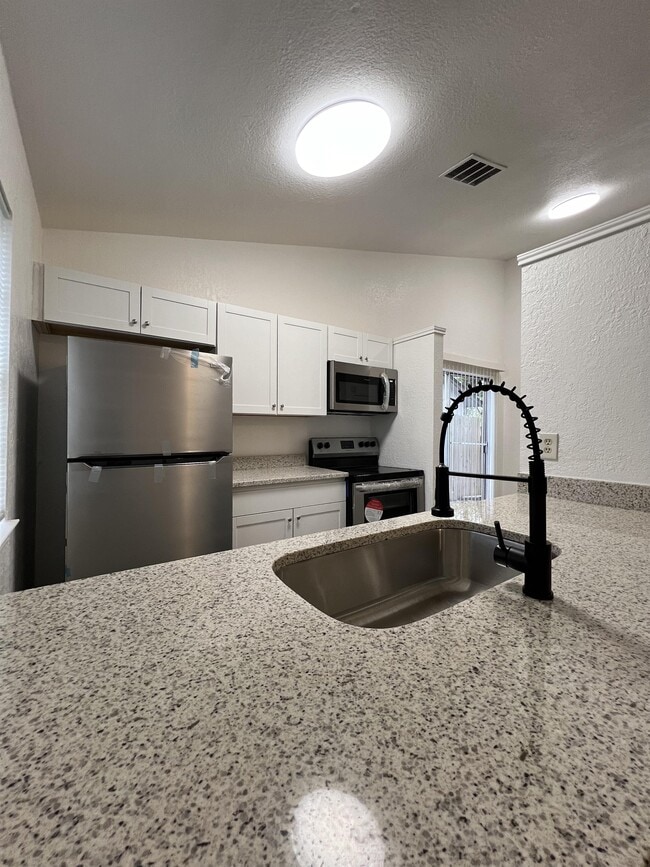 Building Photo - 8846 Meadow Range St